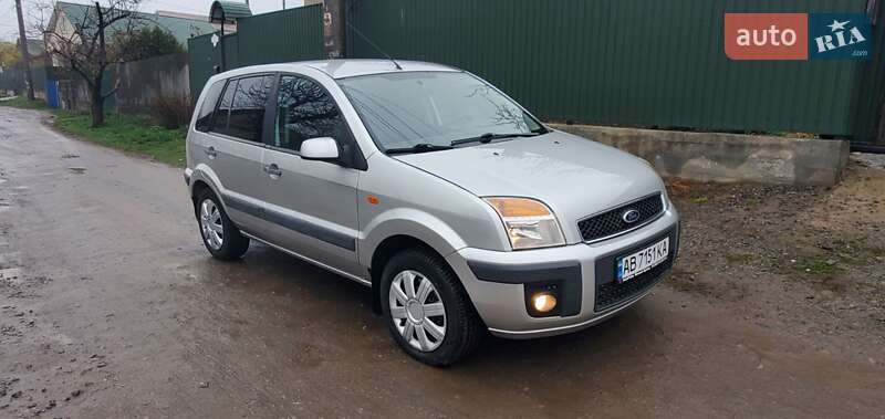 Хэтчбек Ford Fusion 2007 в 