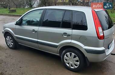 Хэтчбек Ford Fusion 2007 в 