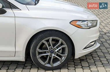 Седан Ford Fusion 2017 в 