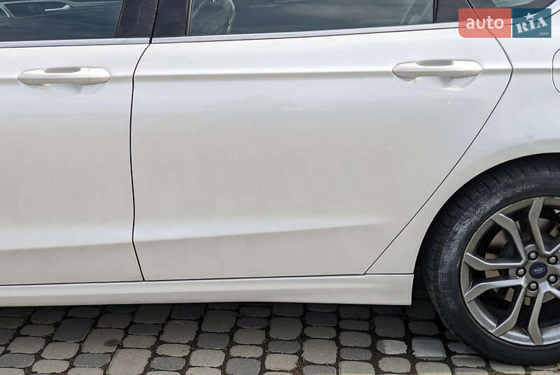 Седан Ford Fusion 2017 в Івано-Франківську