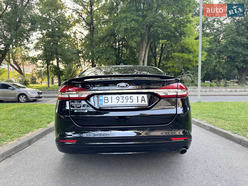 Седан Ford Fusion 2017 в Полтаві