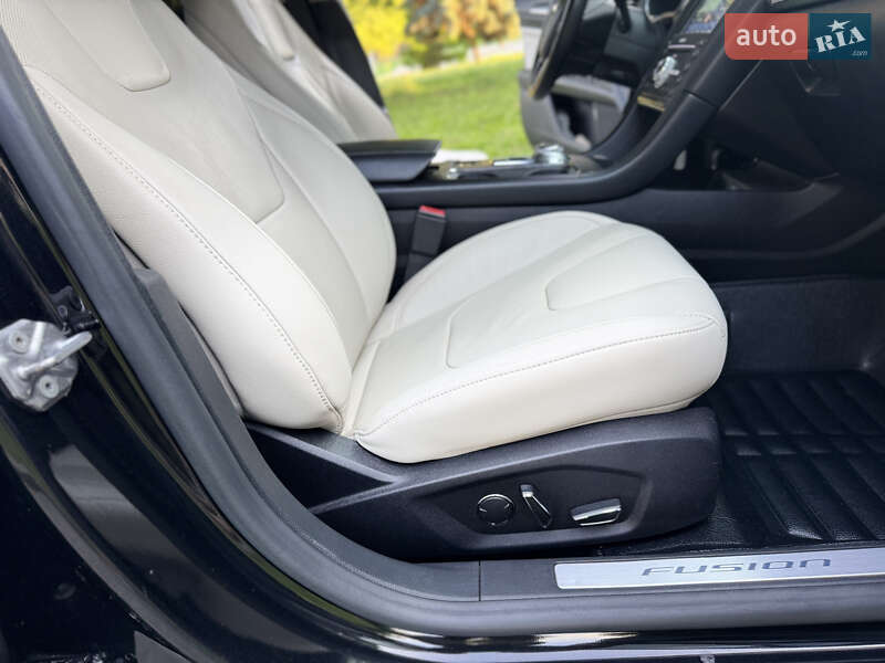 Седан Ford Fusion 2017 в Полтаві