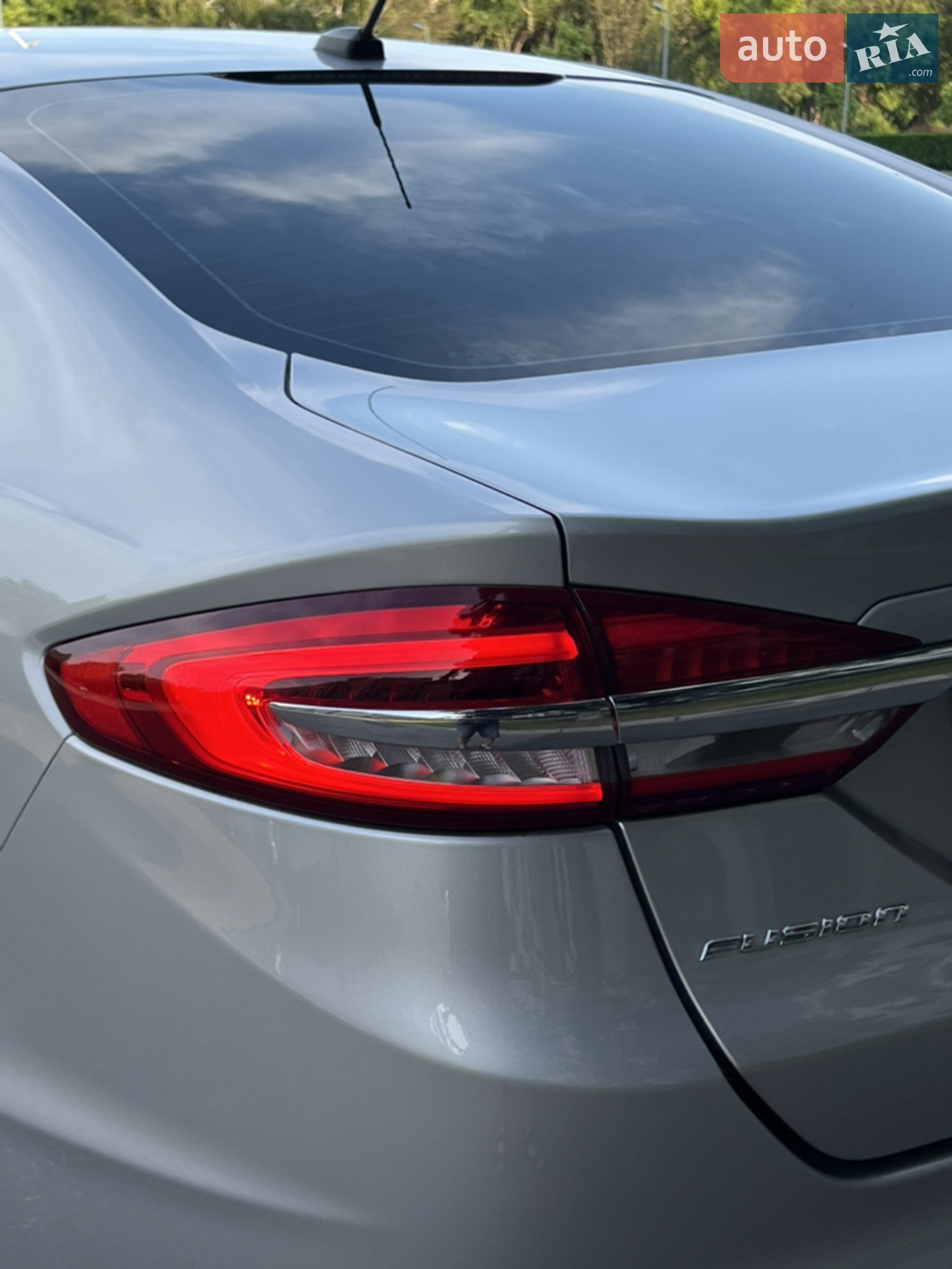2017 Ford Fusion - мініатюра 11