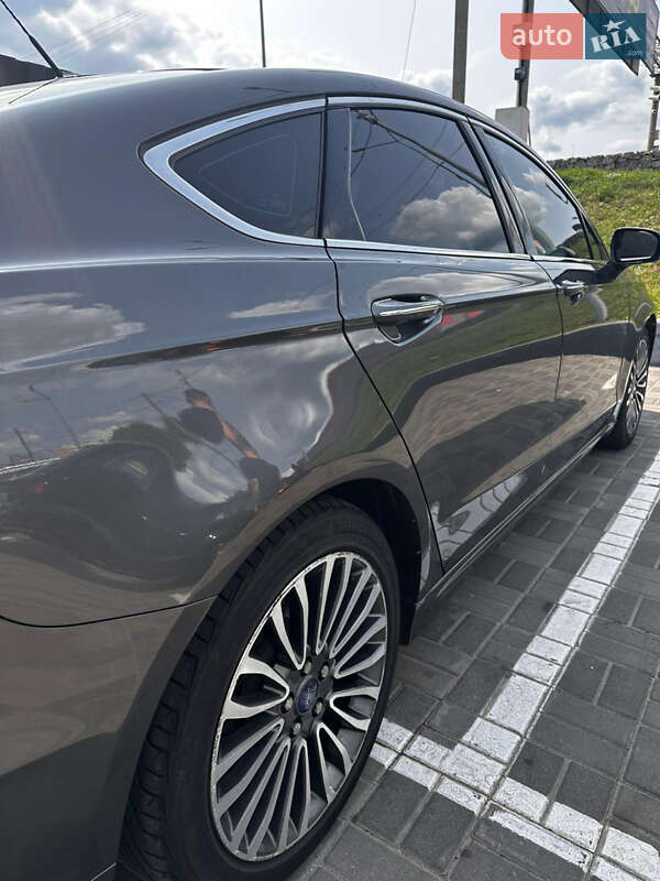 Седан Ford Fusion 2016 в Киеве
