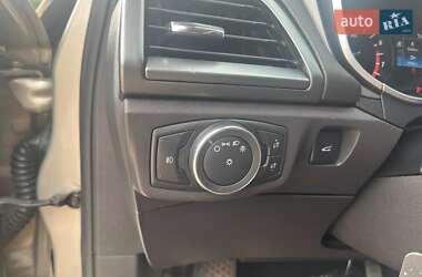 Седан Ford Fusion 2015 в 