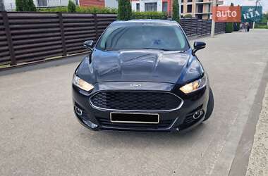 Седан Ford Fusion 2014 в Львове