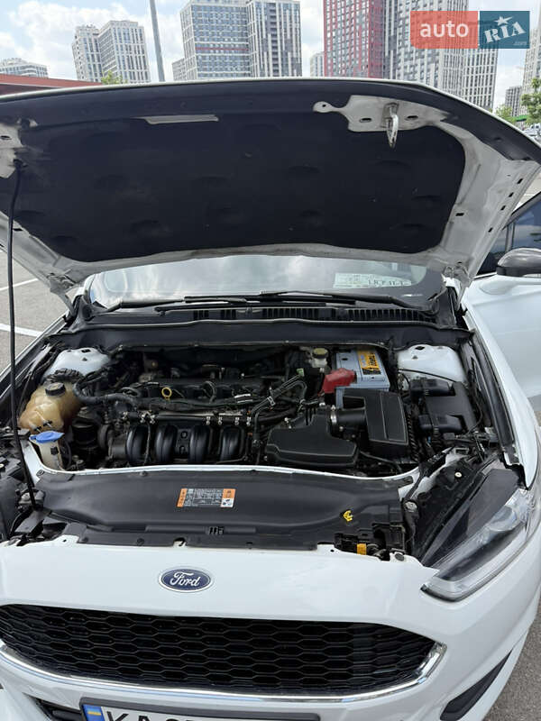 Седан Ford Fusion 2015 в Киеве