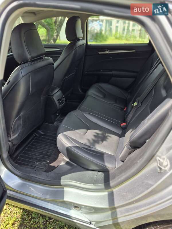 Седан Ford Fusion 2019 в Славутиче