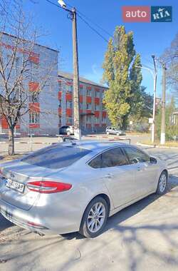Седан Ford Fusion 2016 в 