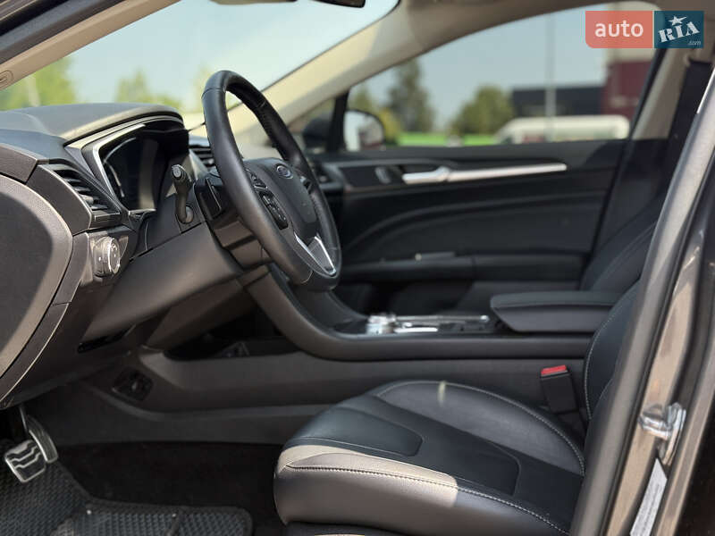 Седан Ford Fusion 2016 в Киеве