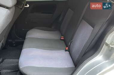 Хетчбек Ford Fusion 2008 в 