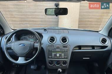 Хетчбек Ford Fusion 2008 в 