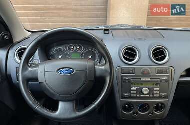 Хетчбек Ford Fusion 2008 в 