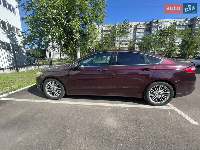 Седан Ford Fusion 2012 в Звягеле