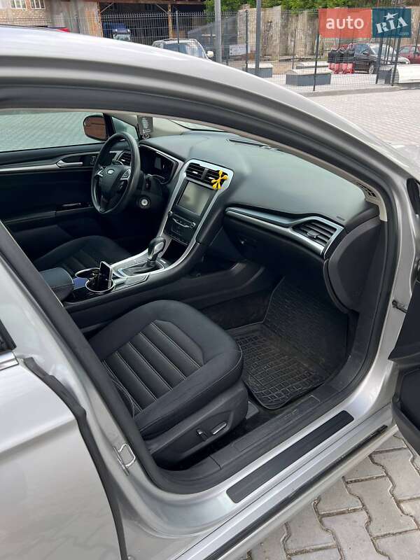 Седан Ford Fusion 2015 в Могилев-Подольске