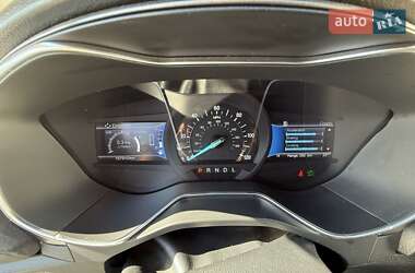 Седан Ford Fusion 2017 в 