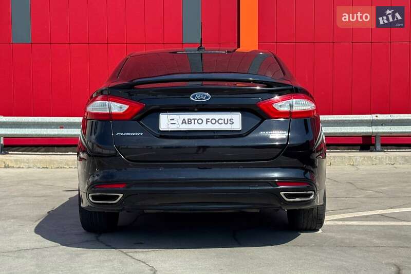 Седан Ford Fusion 2016 в Киеве