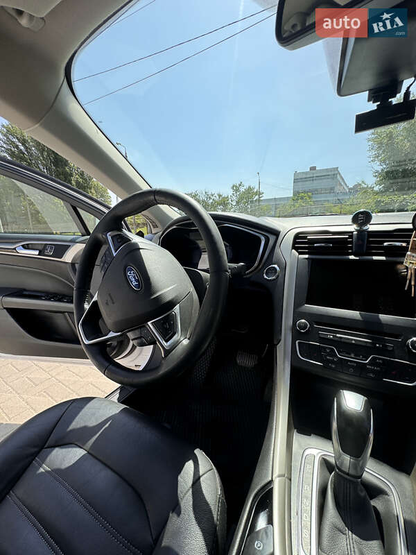 Седан Ford Fusion 2016 в Черкассах