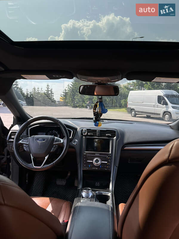 Седан Ford Fusion 2019 в Тернополе