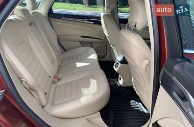 Седан Ford Fusion 2014 в 
