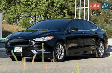 Седан Ford Fusion 2017 в 