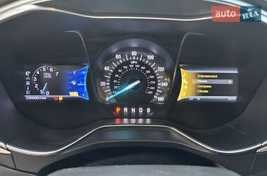 Седан Ford Fusion 2013 в 