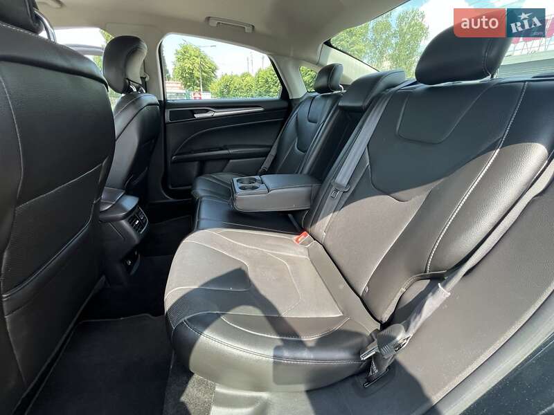 Седан Ford Fusion 2013 в Киеве фото 34 Седан Ford Fusion 2013 в Киеве