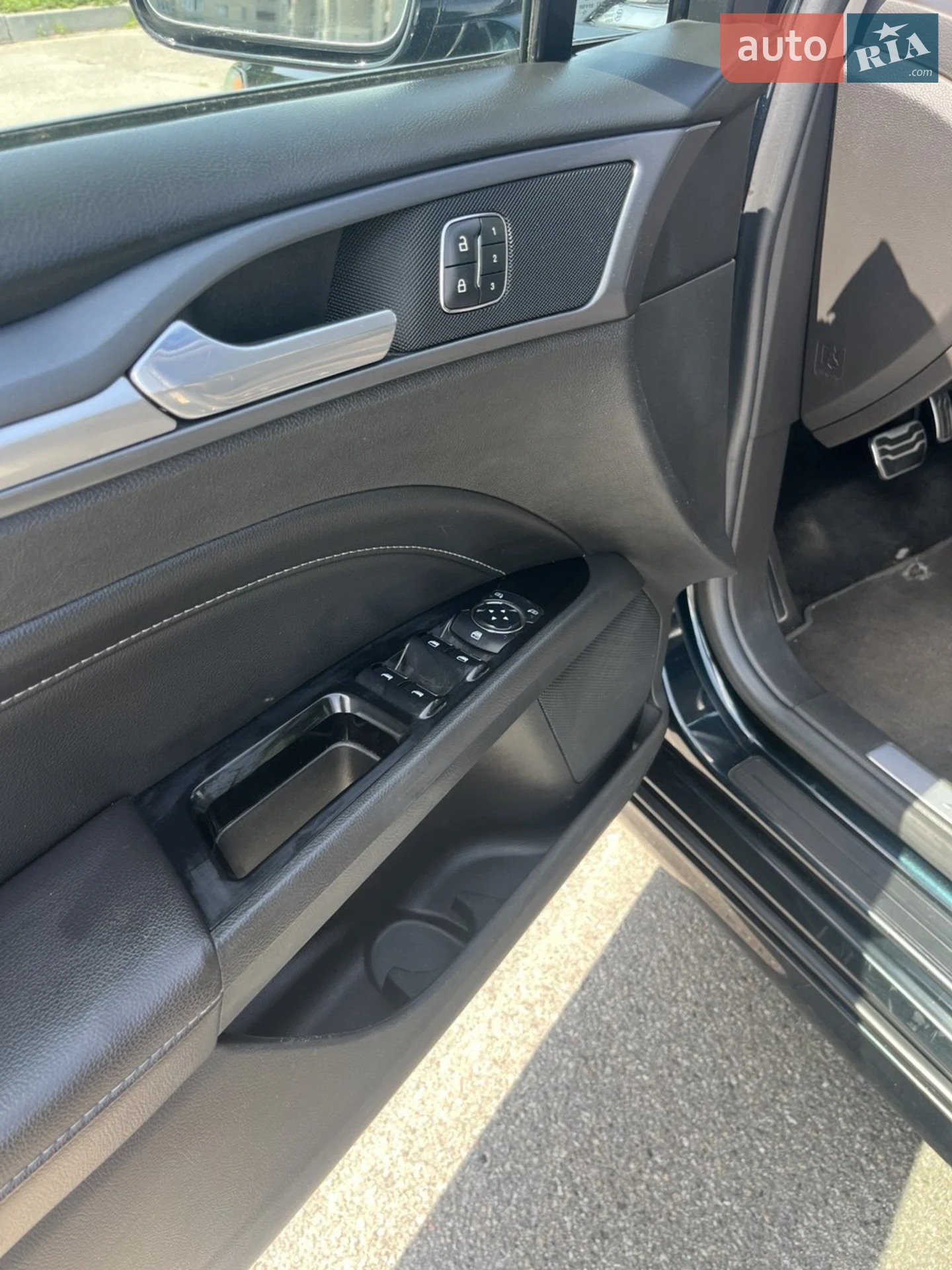 2013 Ford Fusion - мініатюра 19