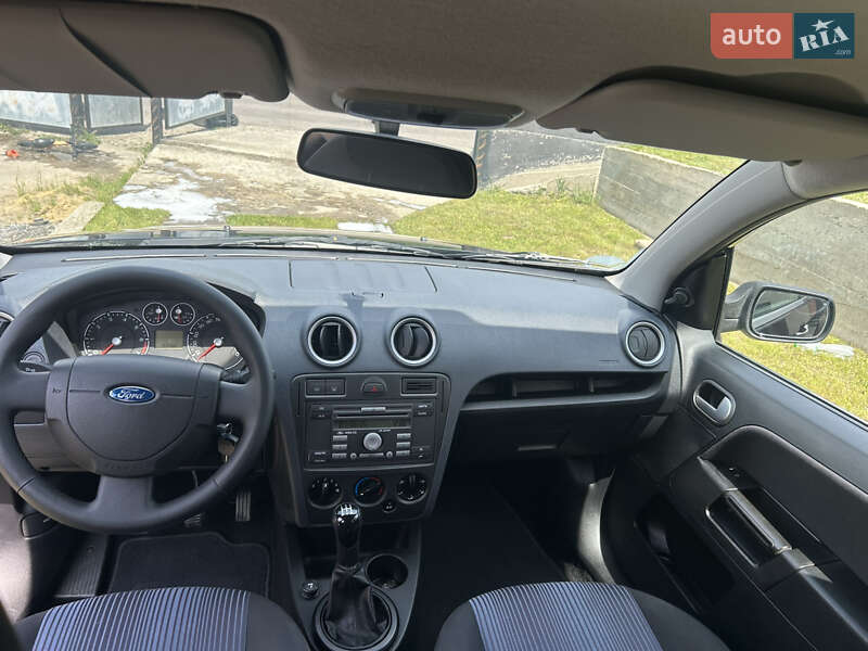 Хэтчбек Ford Fusion 2007 в Ровно фото 10 Хэтчбек Ford Fusion 2007 в Ровно