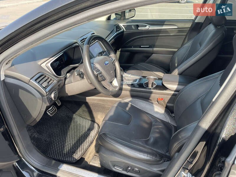 Седан Ford Fusion 2015 в Киеве