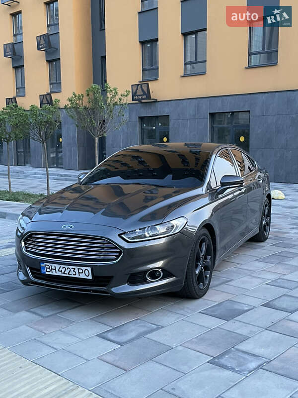 Ford Fusion 2015