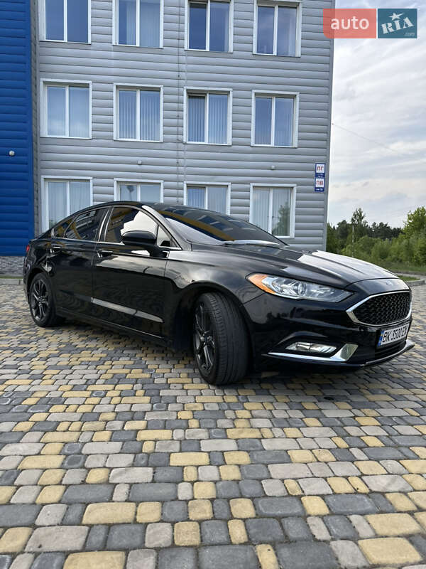 Седан Ford Fusion 2018 в Киеве фото 8 Седан Ford Fusion 2018 в Киеве