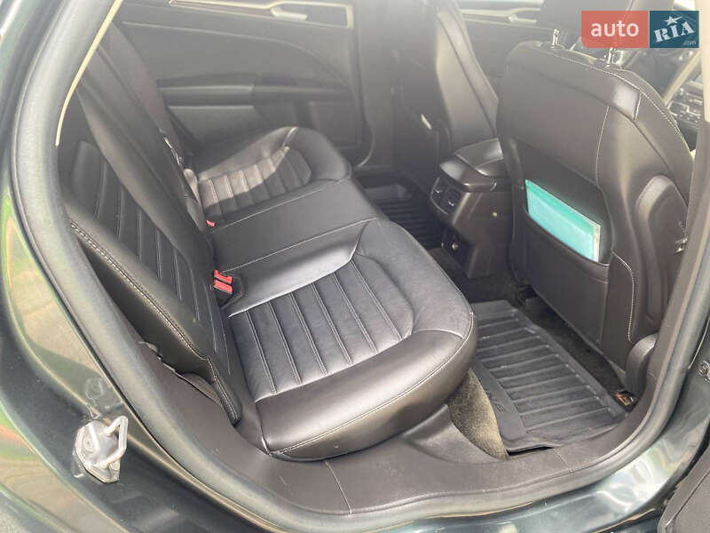 Седан Ford Fusion 2015 в Тернополе