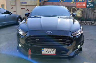 Седан Ford Fusion 2013 в 
