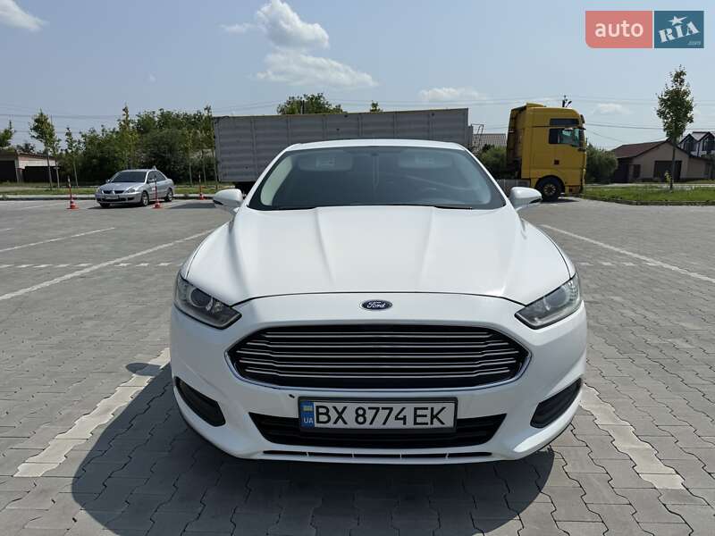 Седан Ford Fusion 2012 в Ирпене
