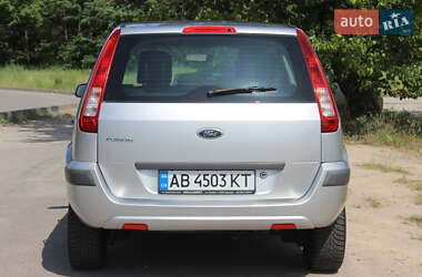 Хэтчбек Ford Fusion 2008 в 