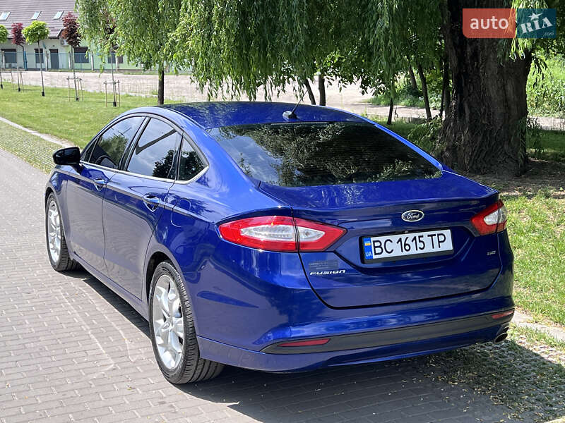 Седан Ford Fusion 2015 в Львове