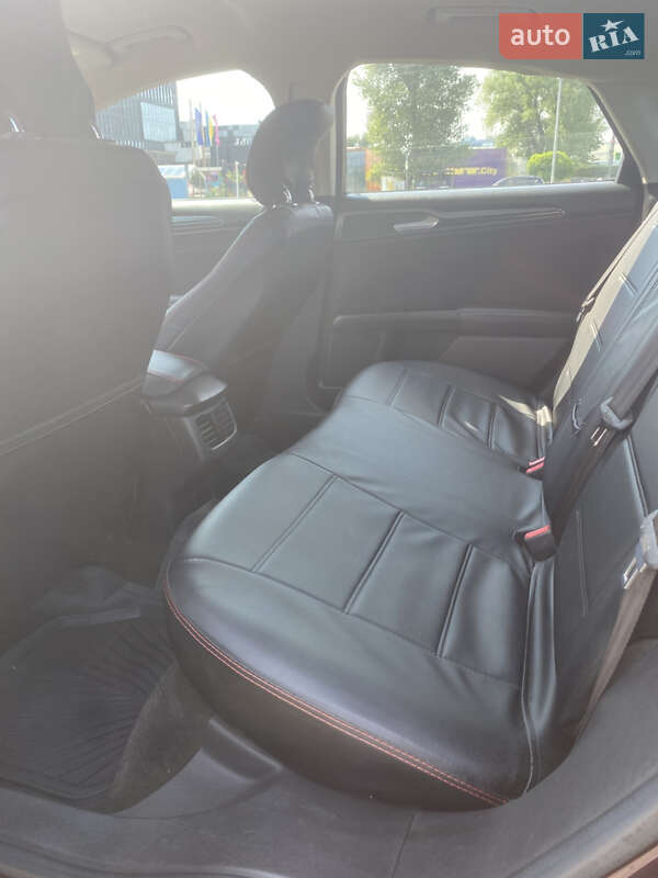 Седан Ford Fusion 2013 в Киеве