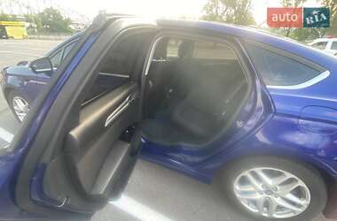 Седан Ford Fusion 2014 в 