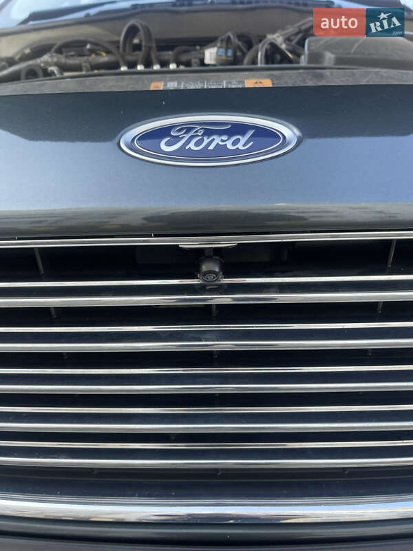 Седан Ford Fusion 2014 в Одесі