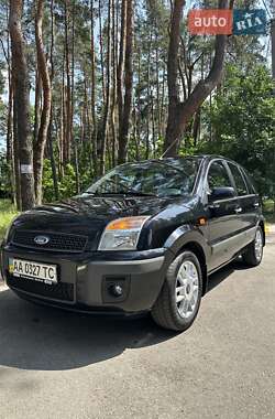 Хэтчбек Ford Fusion 2007 в 