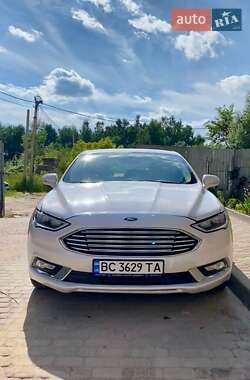 Седан Ford Fusion 2017 в Львові
