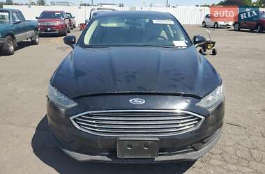 Седан Ford Fusion 2018 в 