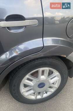 Хэтчбек Ford Fusion 2008 в 