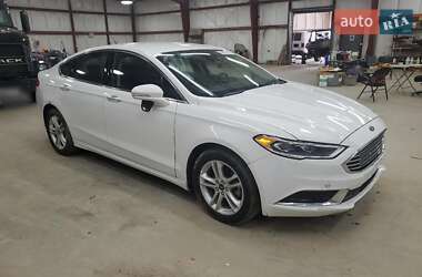 Седан Ford Fusion 2018 в 