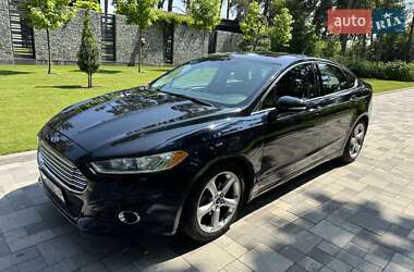 Седан Ford Fusion 2014 в Черкасах