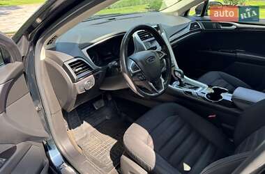 Седан Ford Fusion 2014 в 