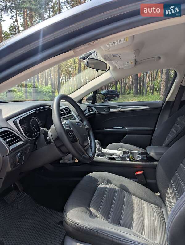 Седан Ford Fusion 2015 в Черкассах фото 15 Седан Ford Fusion 2015 в Черкассах