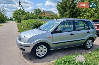Хетчбек Ford Fusion 2004 в 