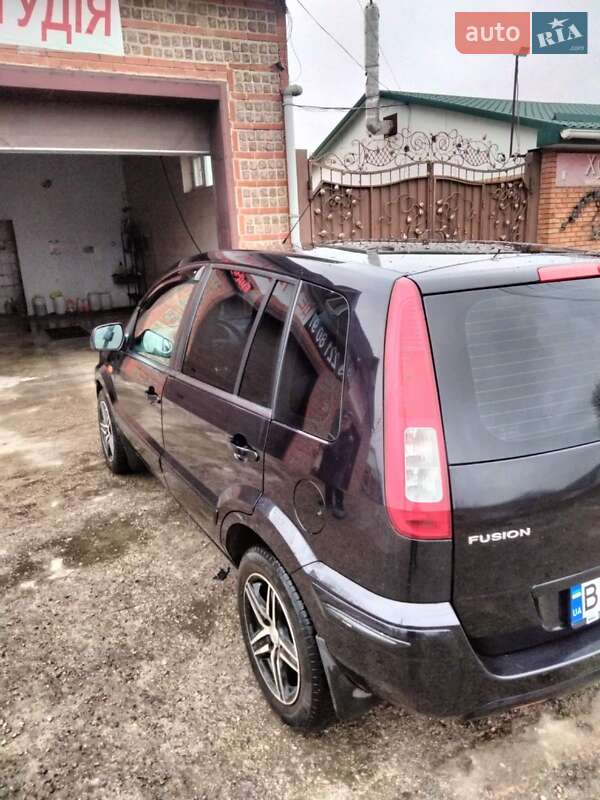 Хэтчбек Ford Fusion 2011 в Кропивницком фото 8 Хэтчбек Ford Fusion 2011 в Кропивницком